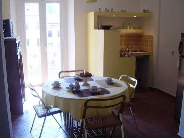 B&B Gens Julia Triest Exterior foto